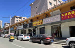 回民区钢铁路金园小区西二层商铺5-16号房产