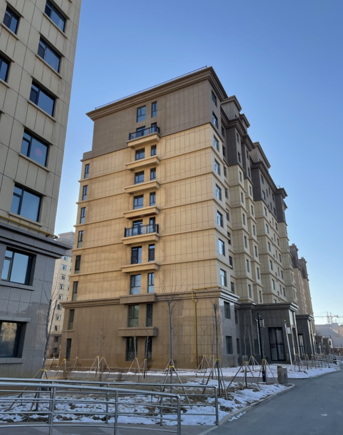 内蒙古巴彦淖尔市五原县盈泰华府2－4－411房产