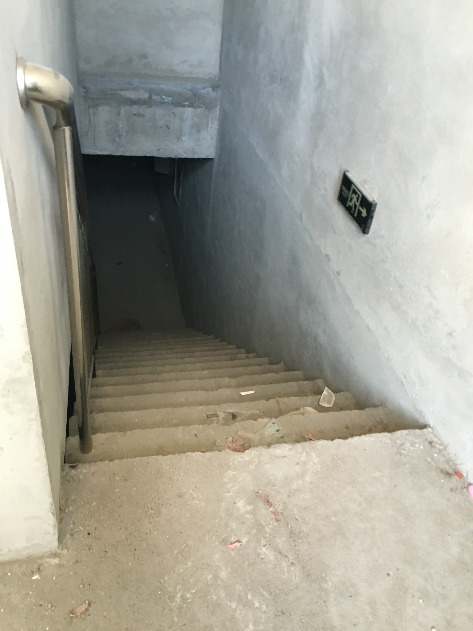 内蒙古呼伦贝尔市满洲里扎赉诺尔区幸福街北侧、满达路西侧7号商业综合楼商3号（复式）房产
