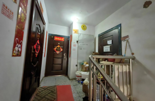 四子王旗乌兰花镇文化路南侧，金宇文苑商住小区8栋2单元6楼西户房产